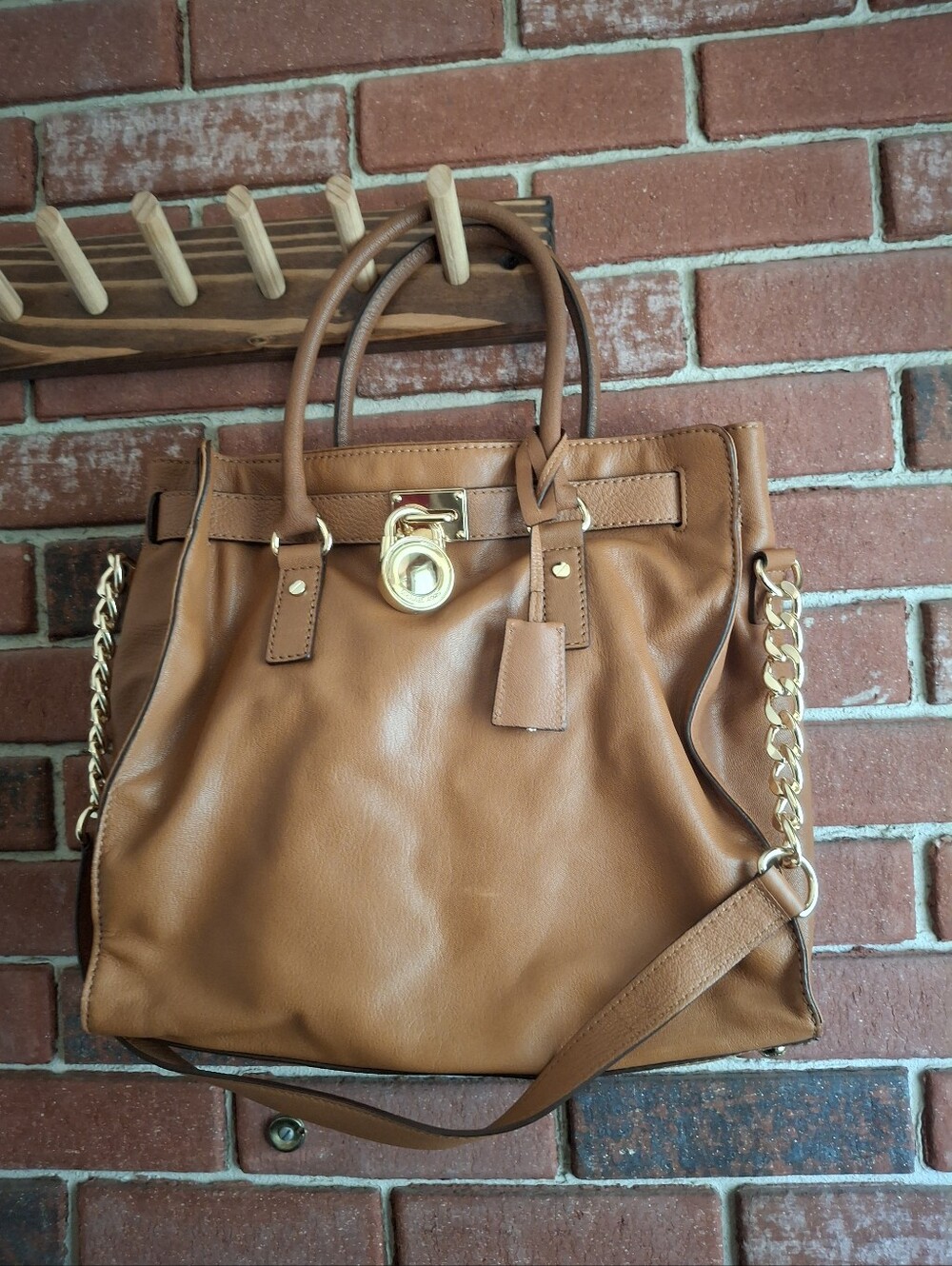 Classic Tan Michael Kors Satchel Handbag with Gold Hardware